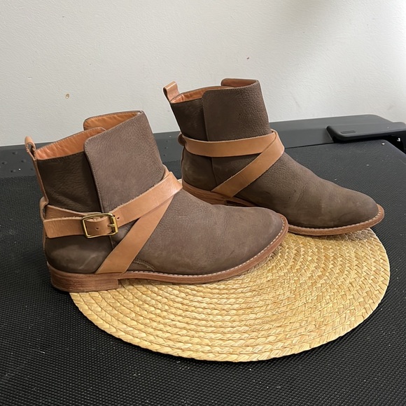 Steven Alan Nubtuck leather Buckle Ankle Boots Size 39 - Picture 11 of 12